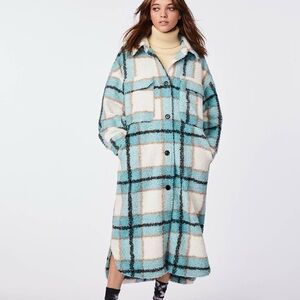 Bernie Bernardo Plaid Unreal Teddy Shacket Blue White Black Size XL